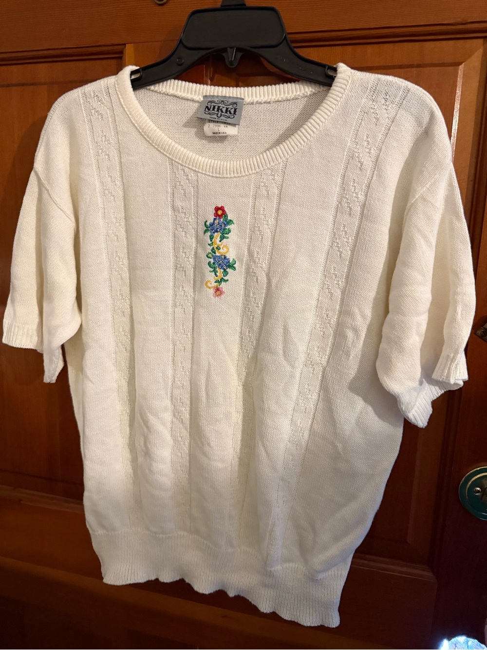 Nikki Short Sleeve Knit Sweater with Embroidered Floral Detail - White